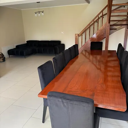 Pod Skrzydlami III Apartment Milomlyn